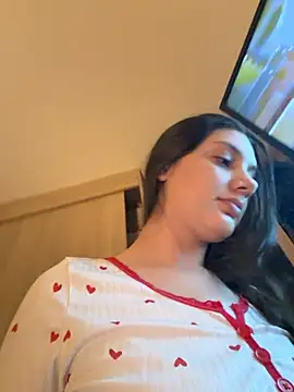 EmilyS   online show from July 20, 2026, 9:01 am