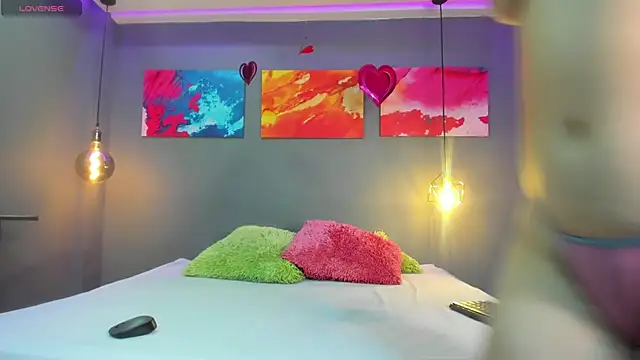 summer lee  online show from January 4, 2025, 5:58 pm