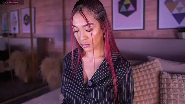 AmmyScott online show from November 21, 2025, 7:56 pm