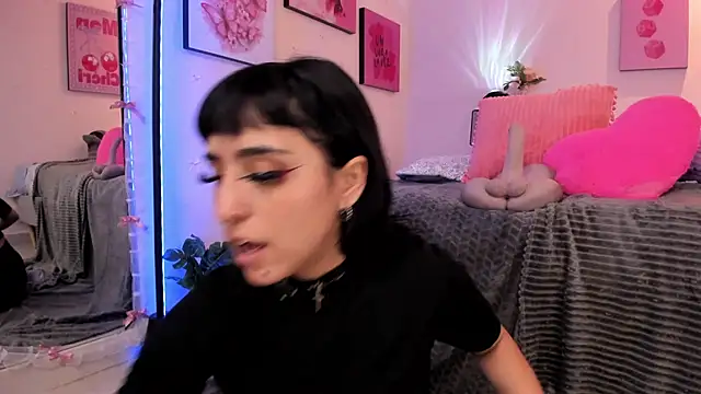 MaveParks  online show from February 13, 2026, 12:01 pm