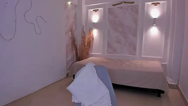 NastassjaCandy online show from October 9, 2025, 7:01 pm