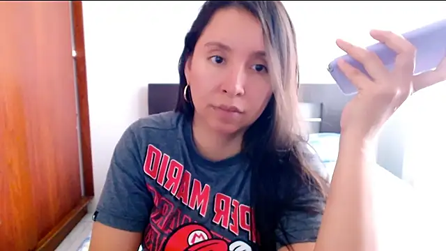 emely sexx20 online show from February 3, 2025, 6:07 pm