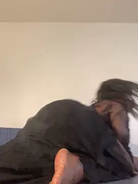 vixenpaisley2 online show from February 20, 2025, 6:35 pm