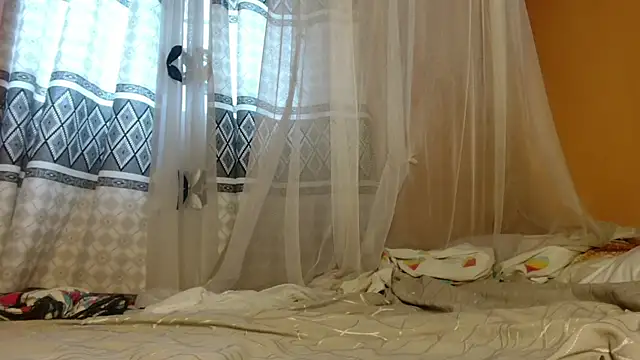 Snapshot of titi_fiesta chatting on October 12, 2025, 5:17 am titi fiesta online show from October 12, 2025, 5:17 am