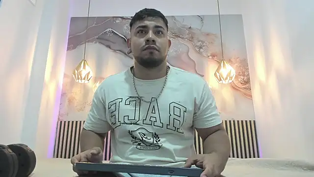 BrianMalonee online show from February 7, 2026, 11:58 am