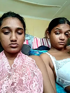 Indianqueen03 online show from October 29, 2025, 10:06 am