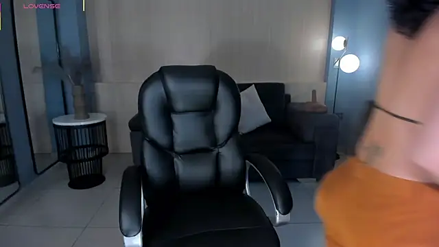 AlessaRomero online show from September 15, 2025, 7:58 pm