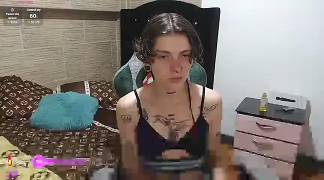 Snapshot of pretty_cristal69 chatting on December 13, 2024, 4:11 am pretty cristal69 online show from December 13, 2024, 4:11 am