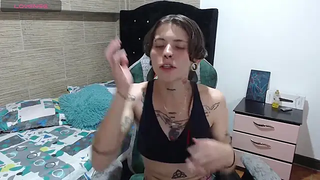 Snapshot of pretty_cristal69 chatting on December 14, 2024, 10:39 pm pretty cristal69 online show from December 14, 2024, 10:39 pm