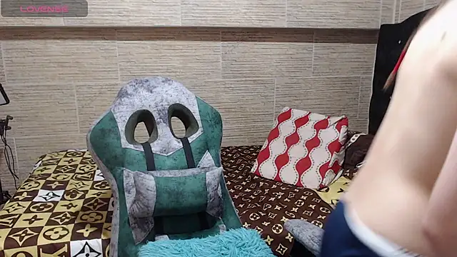 Snapshot of pretty_cristal69 chatting on January 25, 2025, 5:29 am pretty cristal69 online show from January 25, 2025, 5:29 am