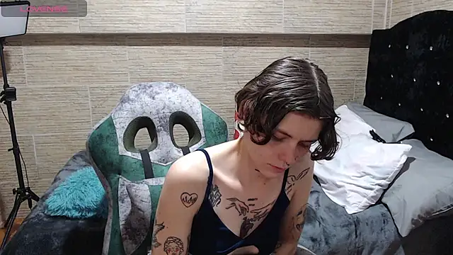 Snapshot of pretty_cristal69 chatting on February 28, 2025, 4:21 am pretty cristal69 online show from February 28, 2025, 4:21 am