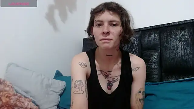 Snapshot of pretty_cristal69 chatting on September 27, 2025, 2:22 pm pretty cristal69 online show from September 27, 2025, 2:22 pm