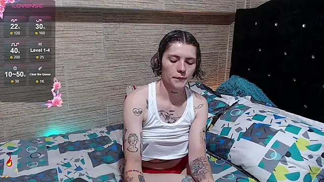 Snapshot of pretty_cristal69 chatting on October 4, 2025, 12:14 pm pretty cristal69 online show from October 4, 2025, 12:14 pm