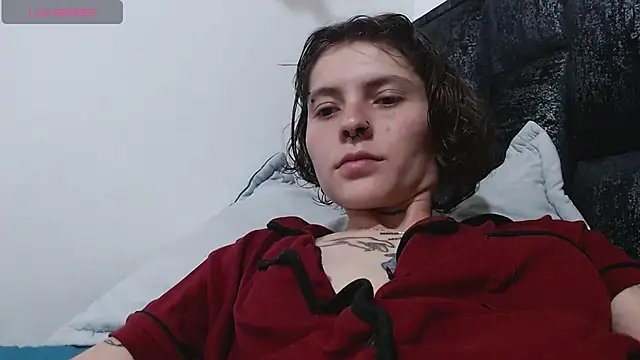 Snapshot of pretty_cristal69 chatting on October 13, 2025, 8:42 pm pretty cristal69 online show from October 13, 2025, 8:42 pm