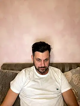 MaeltraJoy online show from September 20, 2025, 5:47 pm