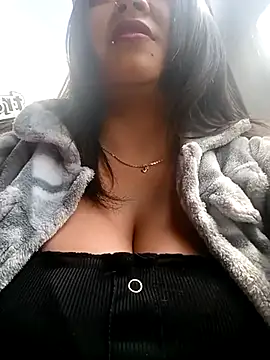 Cristal  04 online show from February 20, 2025, 3:19 pm