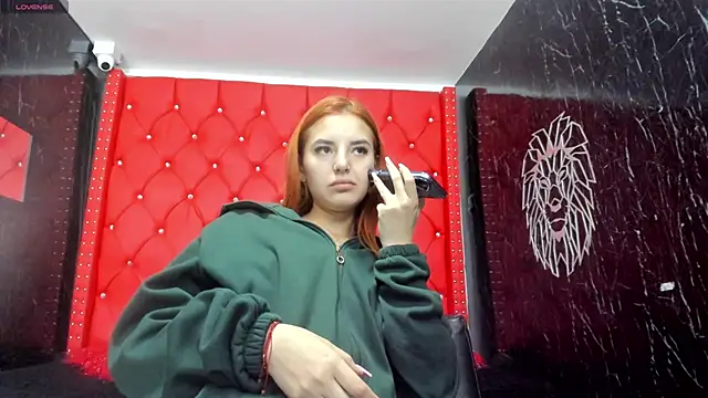 maee angels online show from March 20, 2025, 6:42 pm