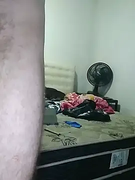 pikalindaxx online show from February 3, 2026, 2:53 am