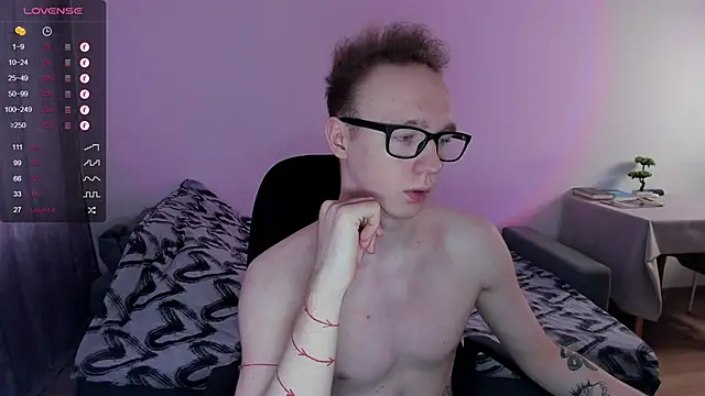 Alex silents online show from February 4, 2025, 10:43 am