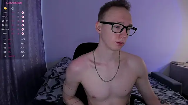 Alex silents online show from March 11, 2025, 1:12 pm