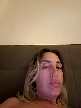 casalinga88 online show from October 24, 2025, 5:37 am