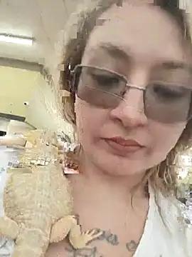 xWhoreAbleX Pika online show from February 24, 2025, 9:20 pm