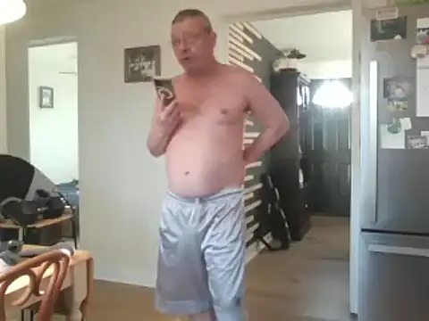 keiferkriss online show from February 3, 2025, 9:39 pm