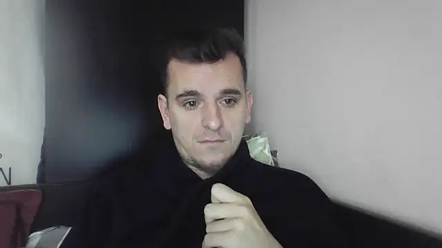 Huge cock22cm online show from March 13, 2025, 6:26 am