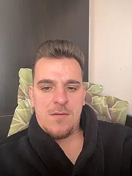 Snapshot of Huge_cock22cm chatting on March 11, 2026, 10:21 am Huge cock22cm online show from March 11, 2026, 10:21 am