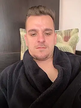 Snapshot of Huge_cock22cm chatting on March 13, 2026, 8:43 am Huge cock22cm online show from March 13, 2026, 8:43 am