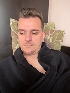 Snapshot of Huge_cock22cm chatting on March 28, 2026, 8:36 am Huge cock22cm online show from March 28, 2026, 8:36 am