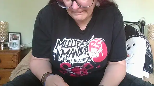 MissKisu online show from December 2, 2025, 11:15 am