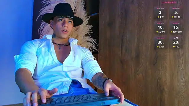 Josep Davies online show from October 31, 2025, 10:55 pm