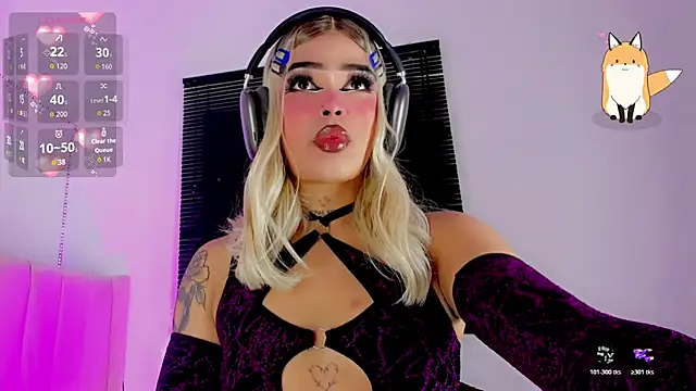 ladytslatina online show from March 15, 2026, 11:44 pm