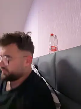 Snapshot of yxssxn24403 chatting on October 6, 2025, 3:15 am yxssxn24403 online show from October 6, 2025, 3:15 am