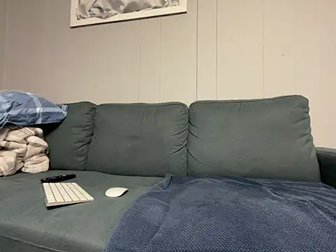 mouser21212 online show from December 30, 2024, 10:34 pm