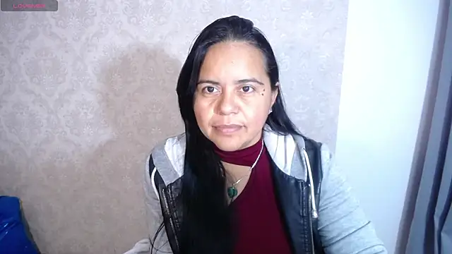Snapshot of kendra__mamba chatting on February 6, 2025, 1:05 am kendra mamba online show from February 6, 2025, 1:05 am
