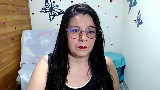 lilisa777 online show from October 6, 2025, 12:19 am