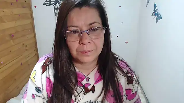 Snapshot of lilisa777 chatting on July 10, 2026, 9:34 am lilisa777 online show from July 10, 2026, 9:34 am
