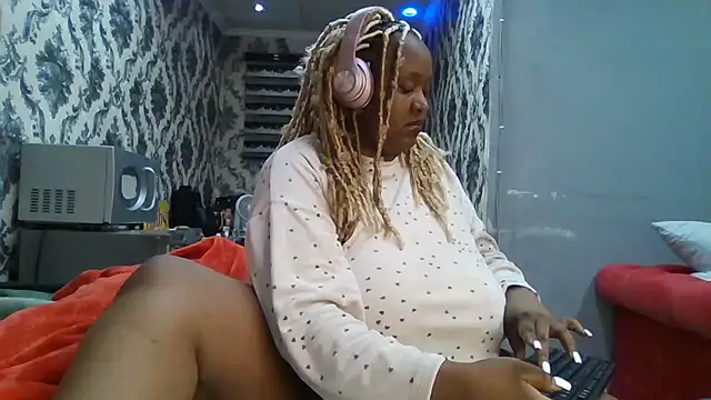 SexyRider8 online show from November 25, 2025, 2:22 am