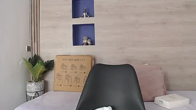 Dakotagloss online show from April 13, 2026, 9:09 pm