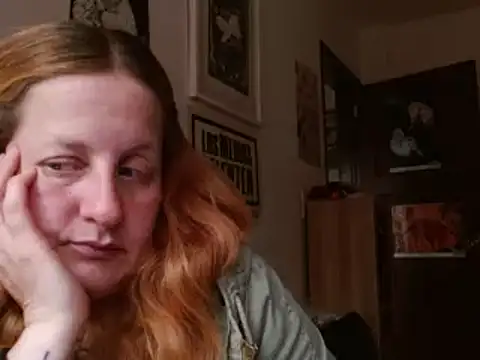 ViioletaMora online show from April 16, 2026, 10:23 pm