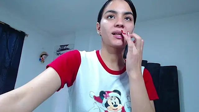 Ariel Zeo1 online show from November 15, 2025, 7:32 pm