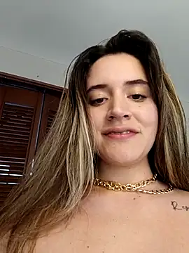 maliciaworld online show from February 21, 2025, 8:16 pm