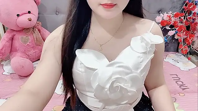 Funikio online show from November 4, 2025, 2:54 am