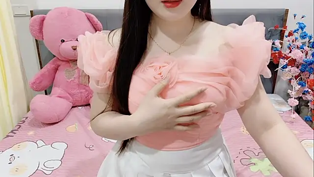 Snapshot of Funikio chatting on April 5, 2026, 1:58 am Funikio online show from April 5, 2026, 1:58 am