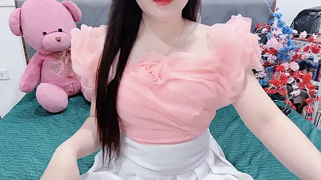 Snapshot of Funikio chatting on April 12, 2026, 1:21 am Funikio online show from April 12, 2026, 1:21 am