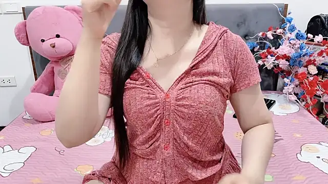 Snapshot of Funikio chatting on April 16, 2026, 1:56 pm Funikio online show from April 16, 2026, 1:56 pm