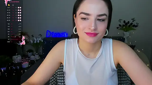 Camilla  one   online show from March 13, 2025, 1:43 am