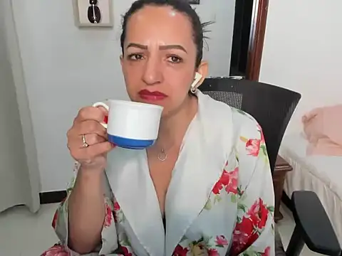 MonicaGarcia  online show from February 13, 2026, 9:55 pm